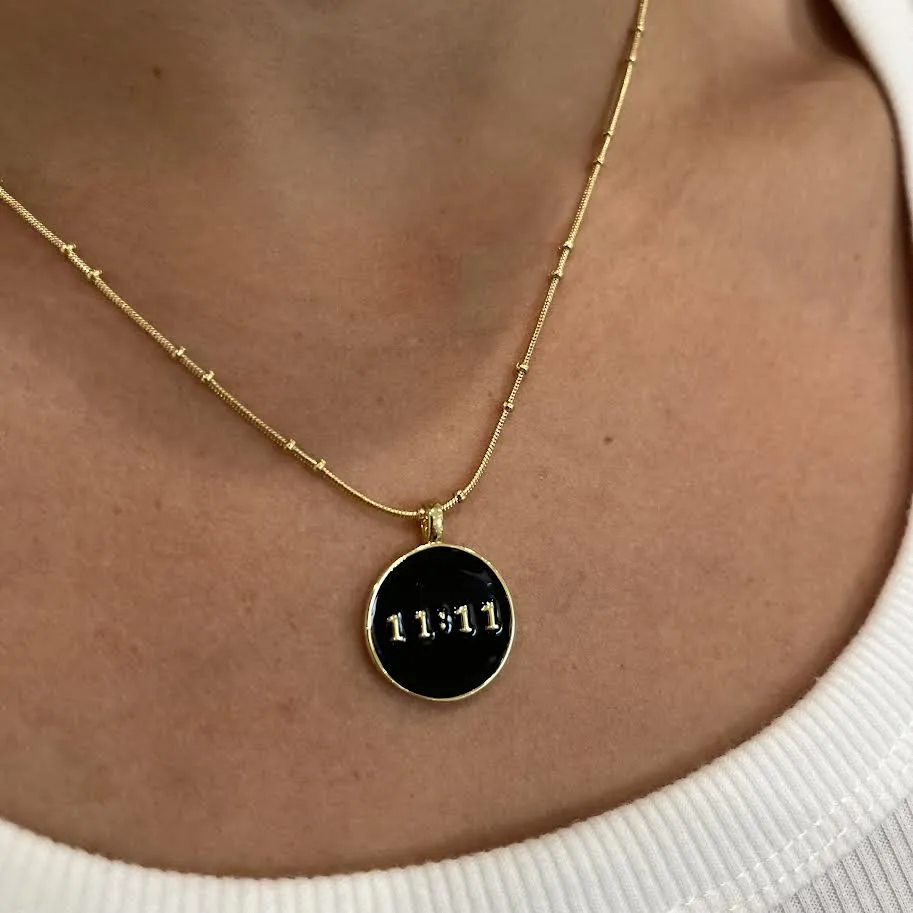 11:11 Necklace Black