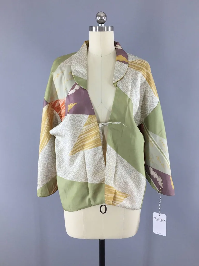 1950s Vintage Silk Haori Kimono Jacket Coat / Sage Green Print