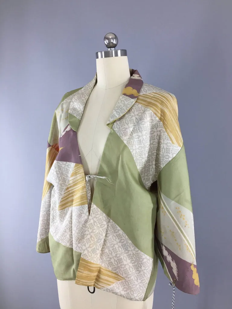 1950s Vintage Silk Haori Kimono Jacket Coat / Sage Green Print