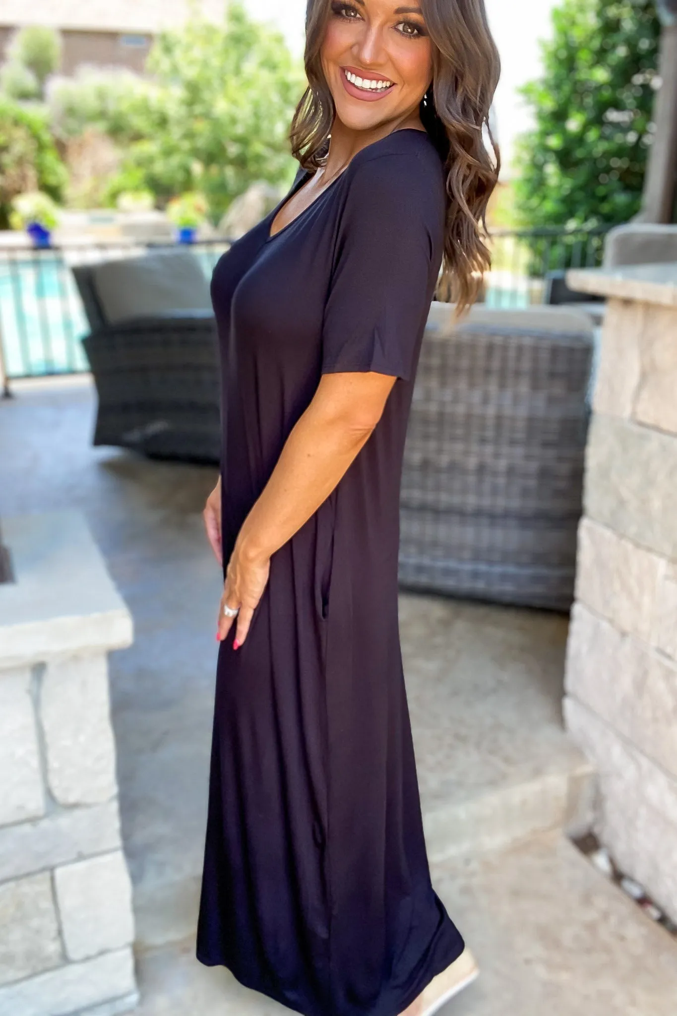 Enjoy The Day Black Basic Short Sleeve V Neck Maxi Dress