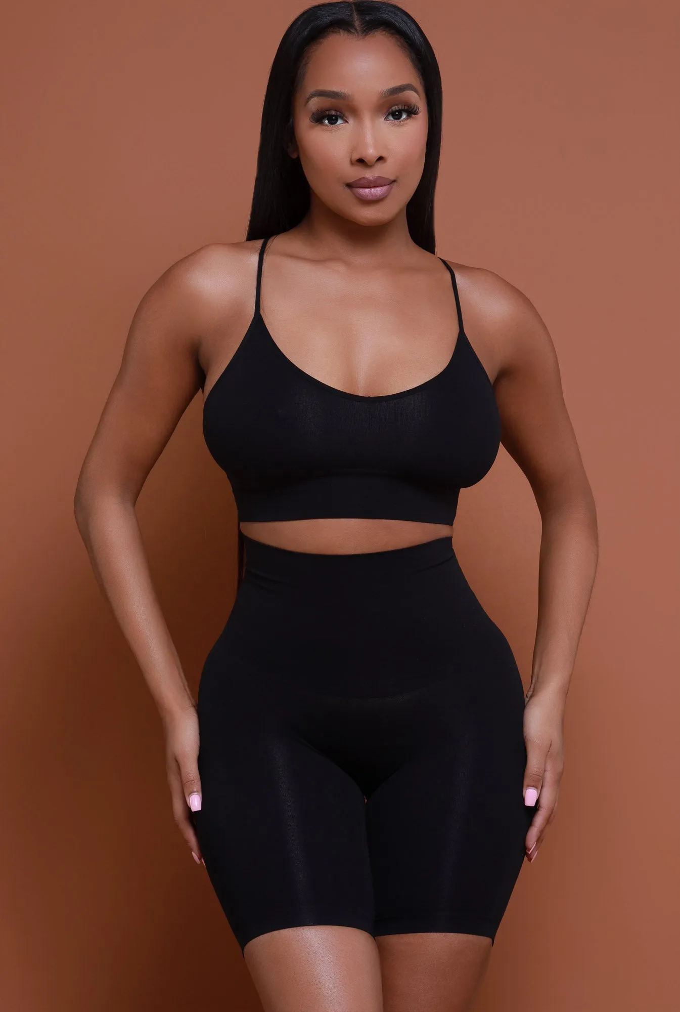 Seamless Sculpt Bralette - Black No.101