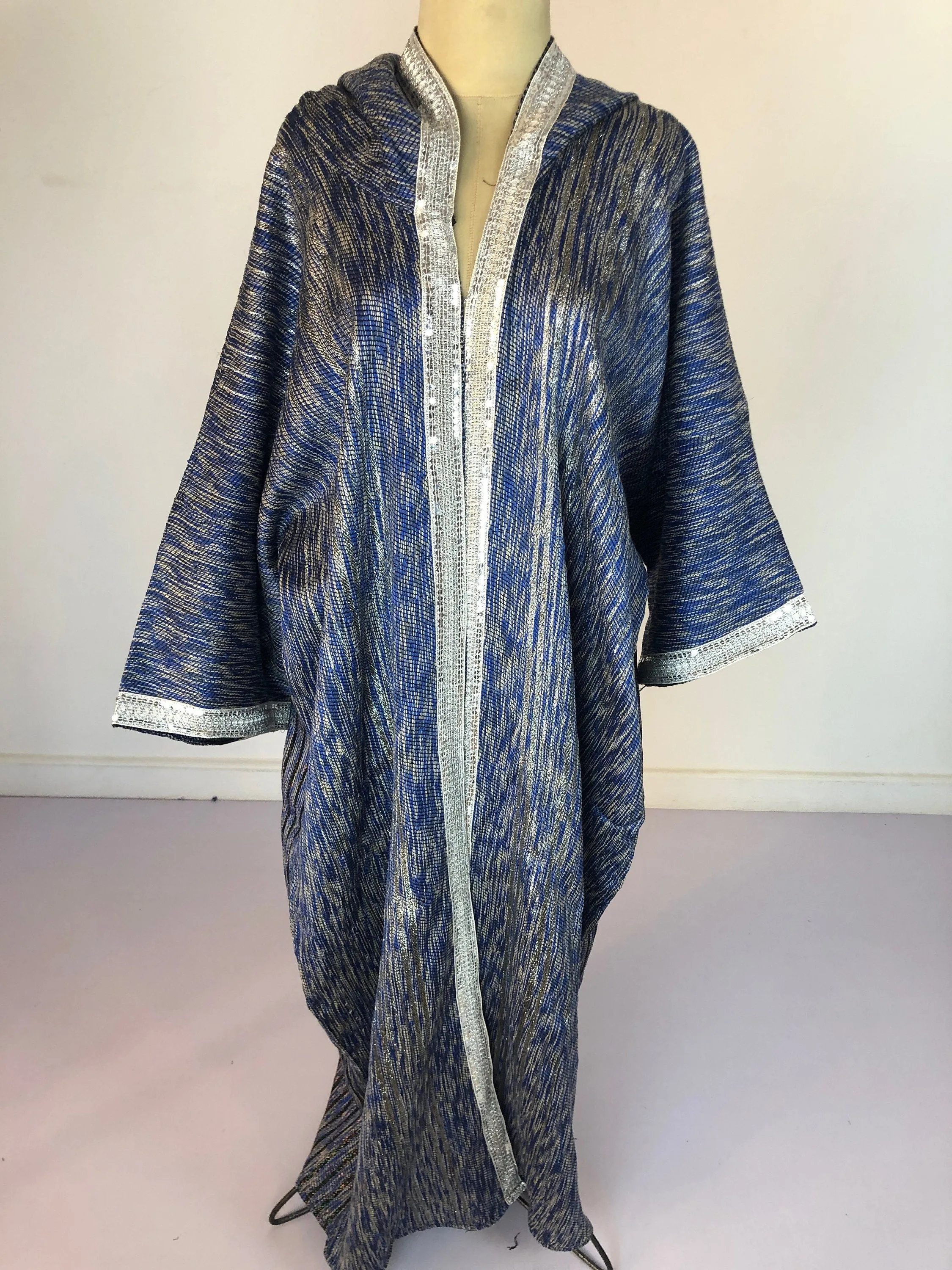 Stunning Arabic hand loomed hooded Kimono with hand loomed gold threads, Plus size Kimono jacket, Winter kimono jacket, Hooded Kimono