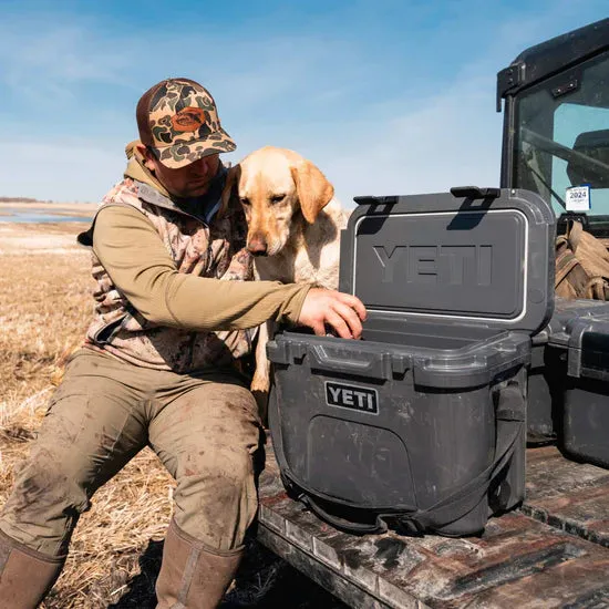 YETI Roadie 15 Cooler Box - Navy